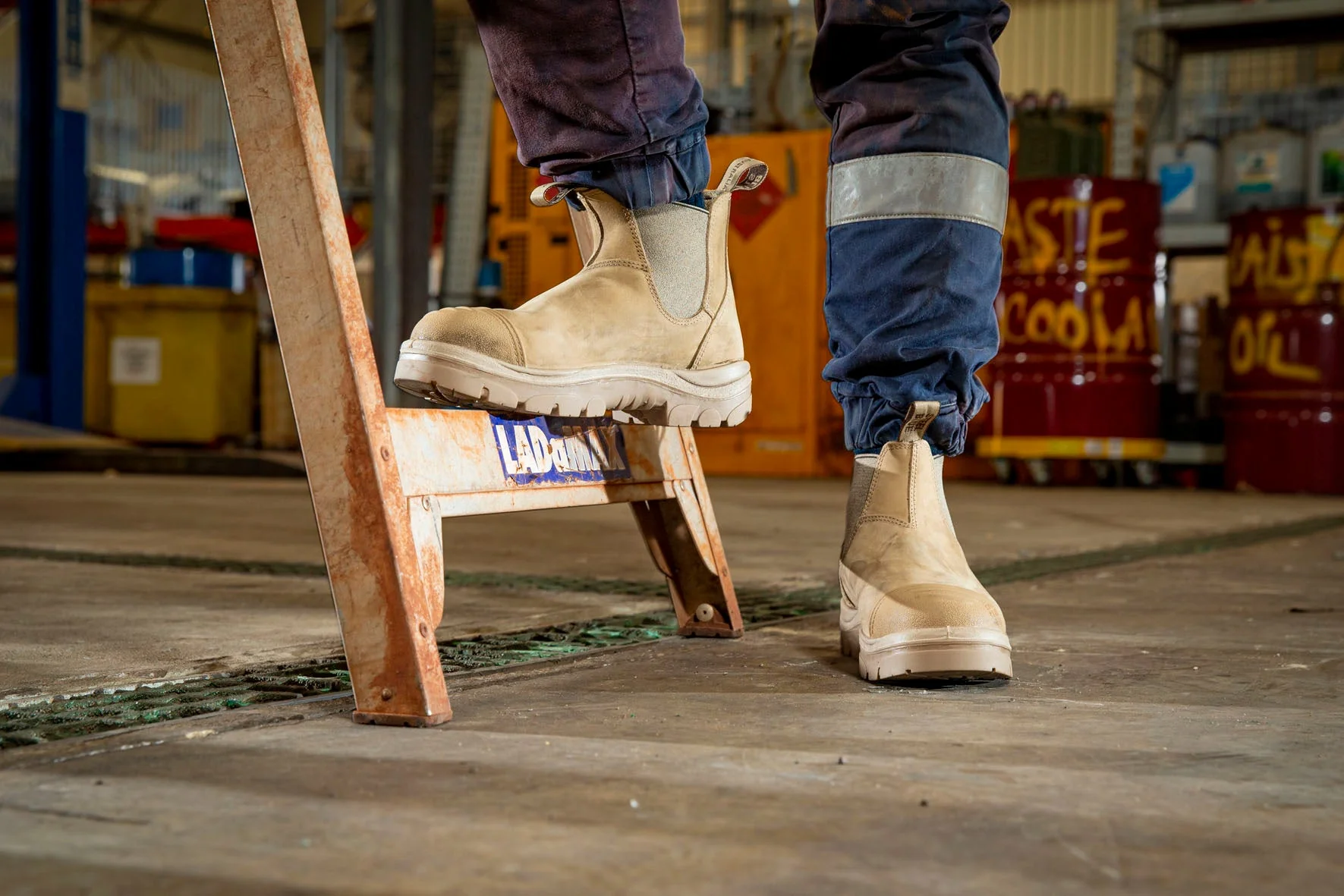Steel Blue Hobart Scuff SAND - Image 12